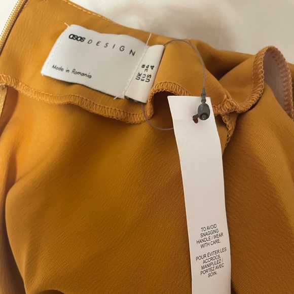 Yellow satin maxi dress - Picture 3 of 4